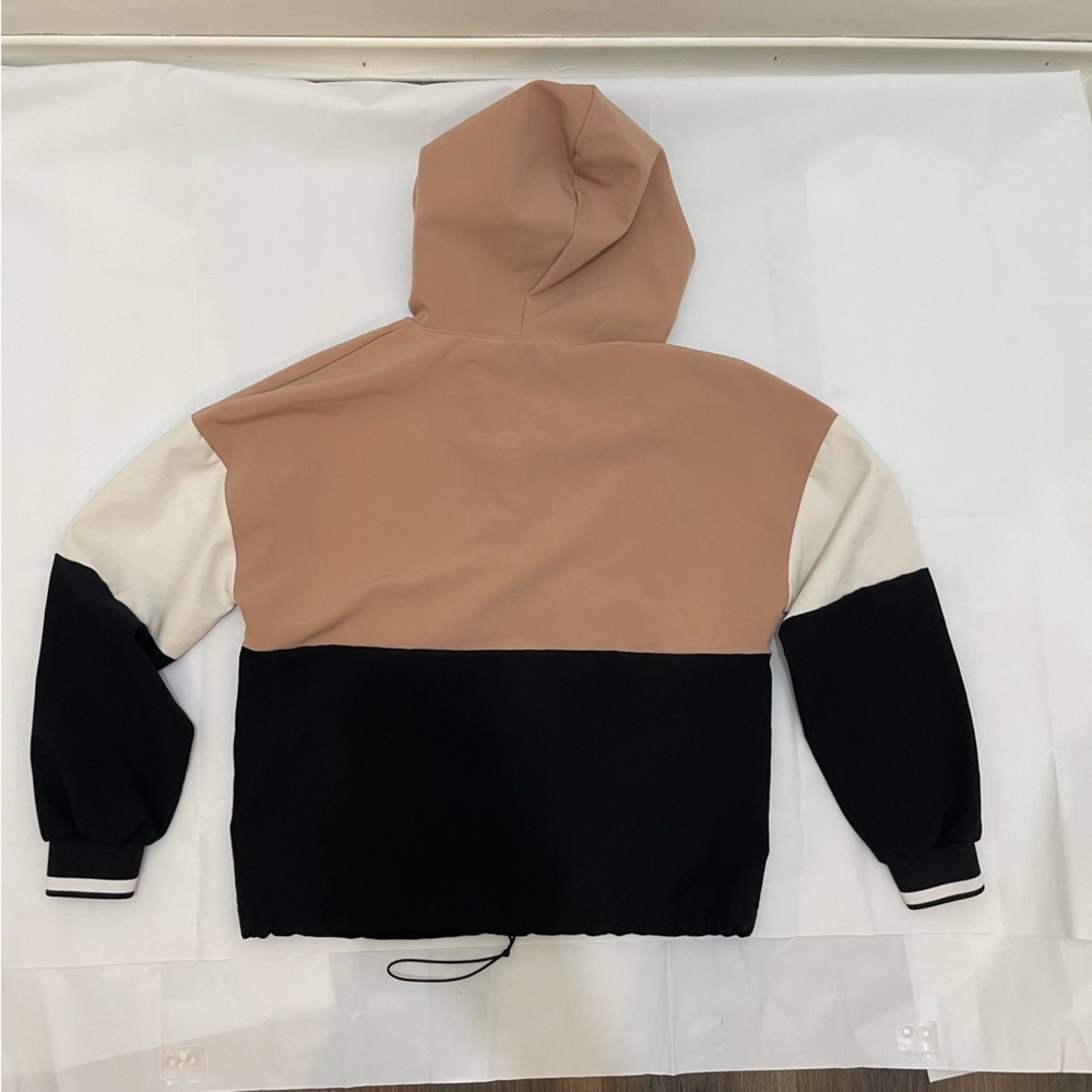 🎀 Zara Cropped Hoodie Sweater | Women’s Size Medium
🎀 - Picture 8 of 14